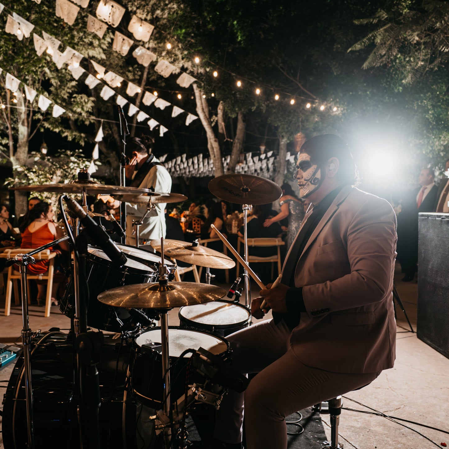 30 minutos más de show en vivo